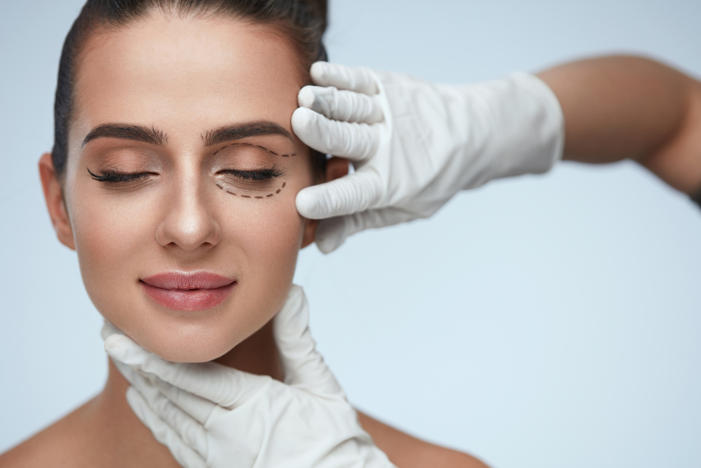 eyelid-procedures-that-make-you-look-more-awake